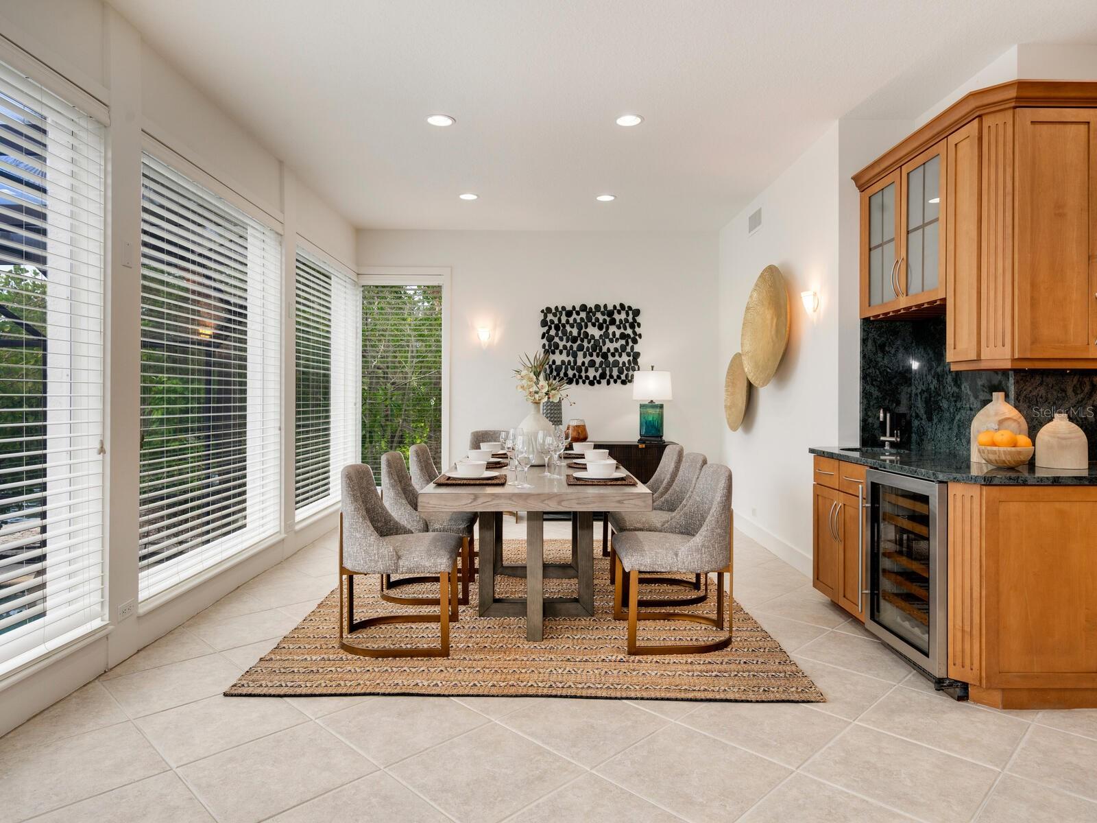 SIESTA ISLES - Residential