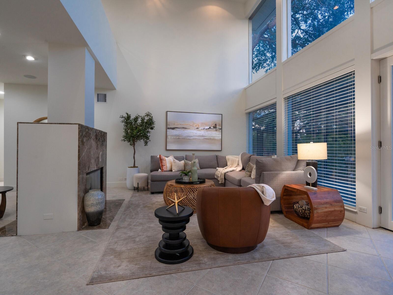 SIESTA ISLES - Residential