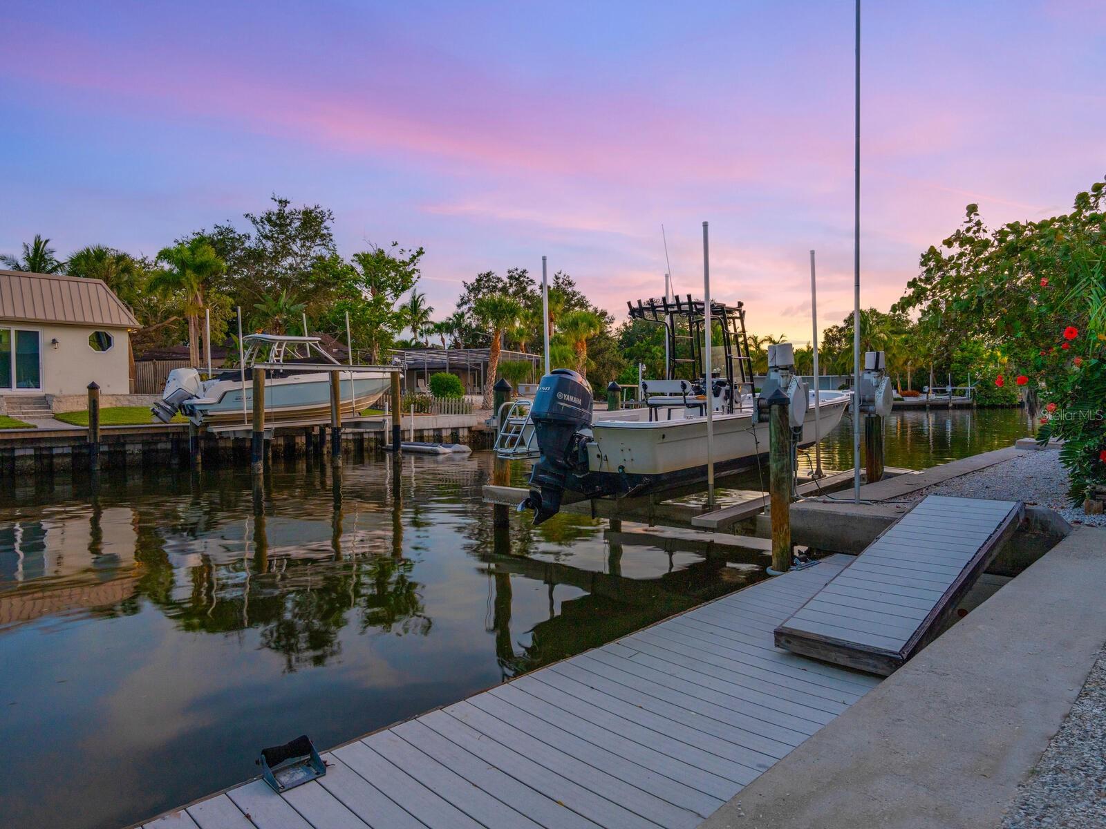 SIESTA ISLES - Residential