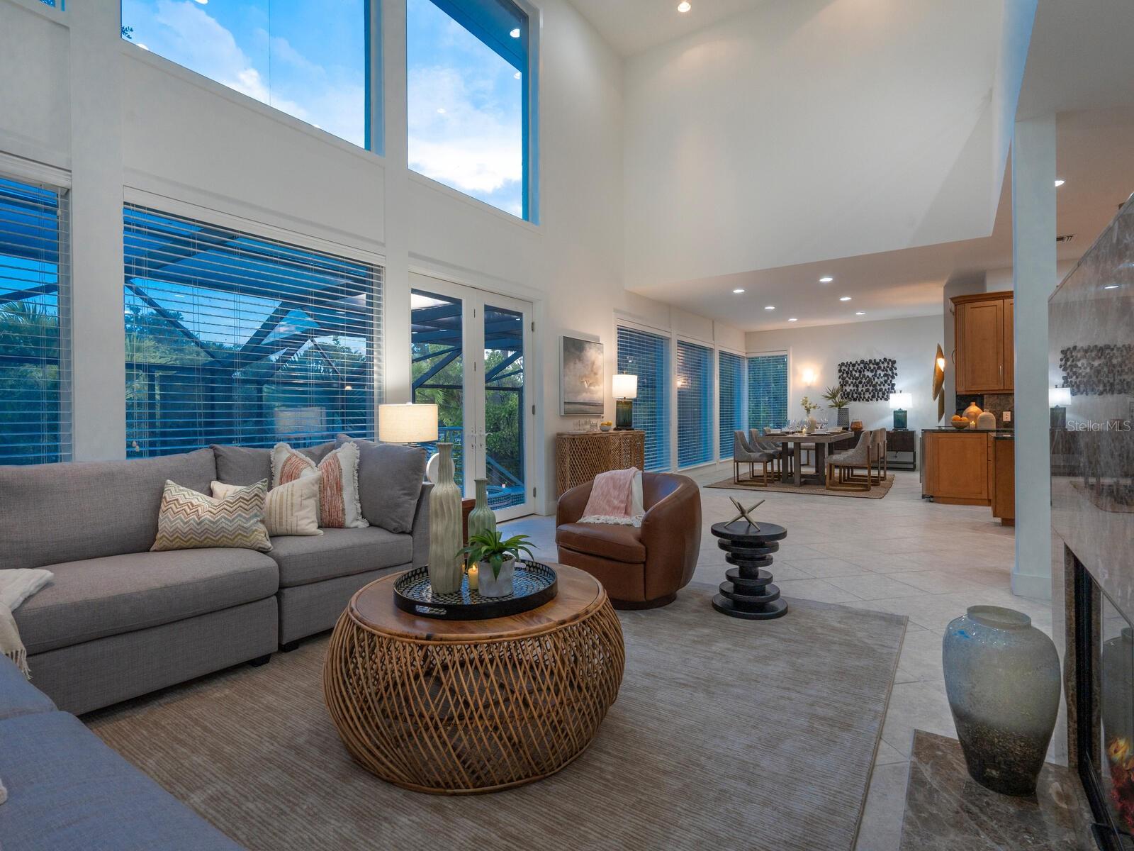 SIESTA ISLES - Residential