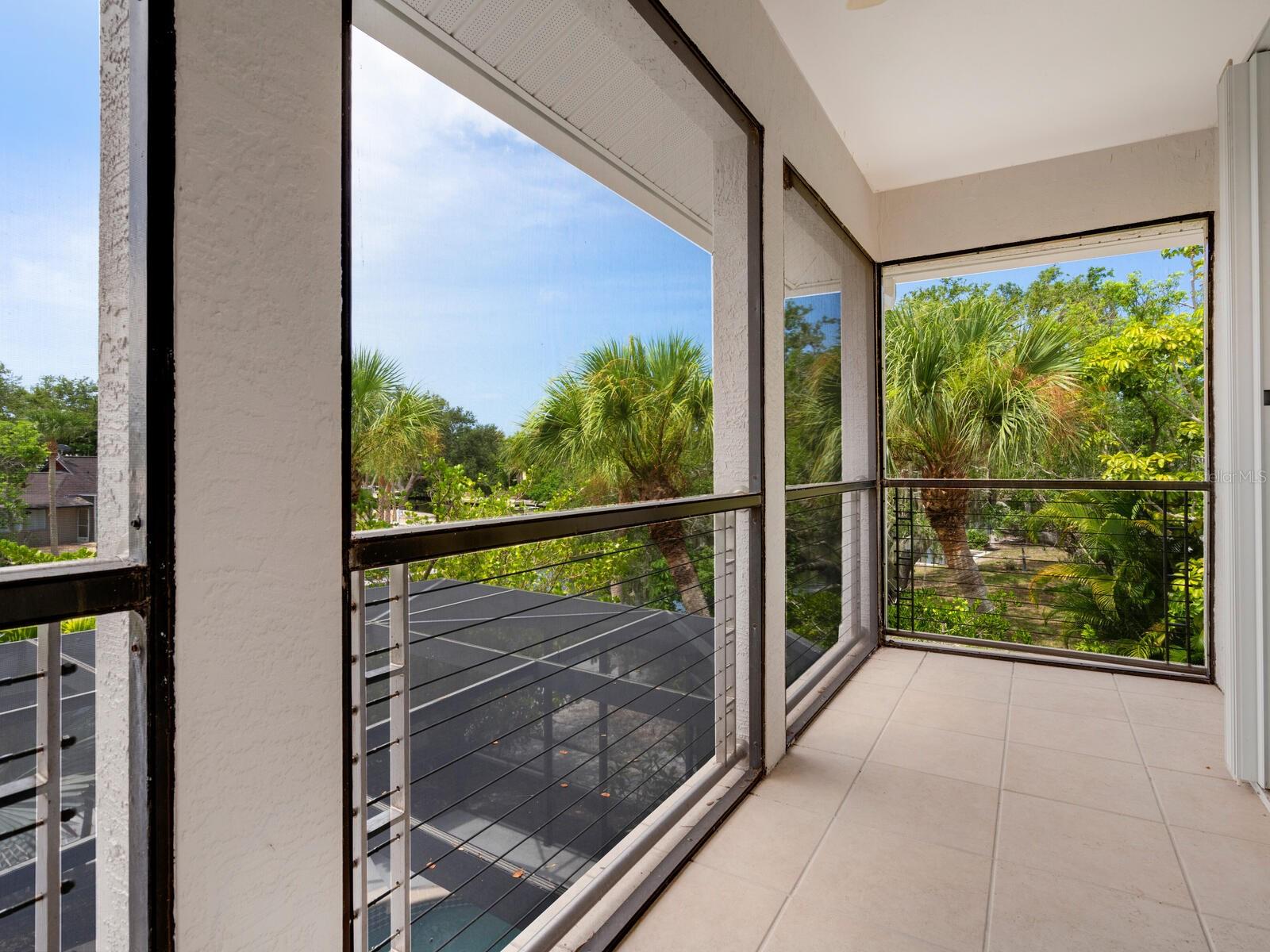 SIESTA ISLES - Residential