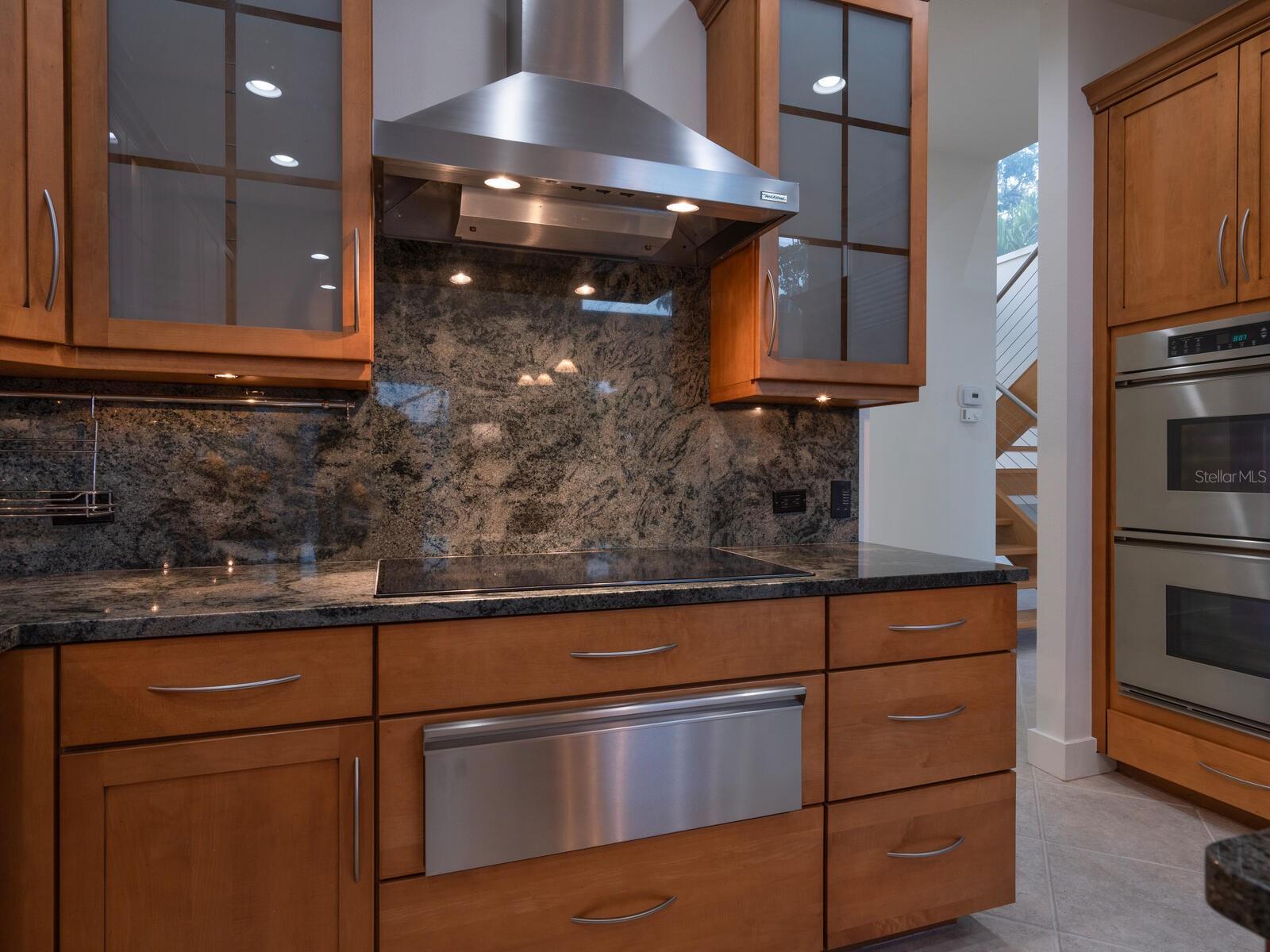 SIESTA ISLES - Residential