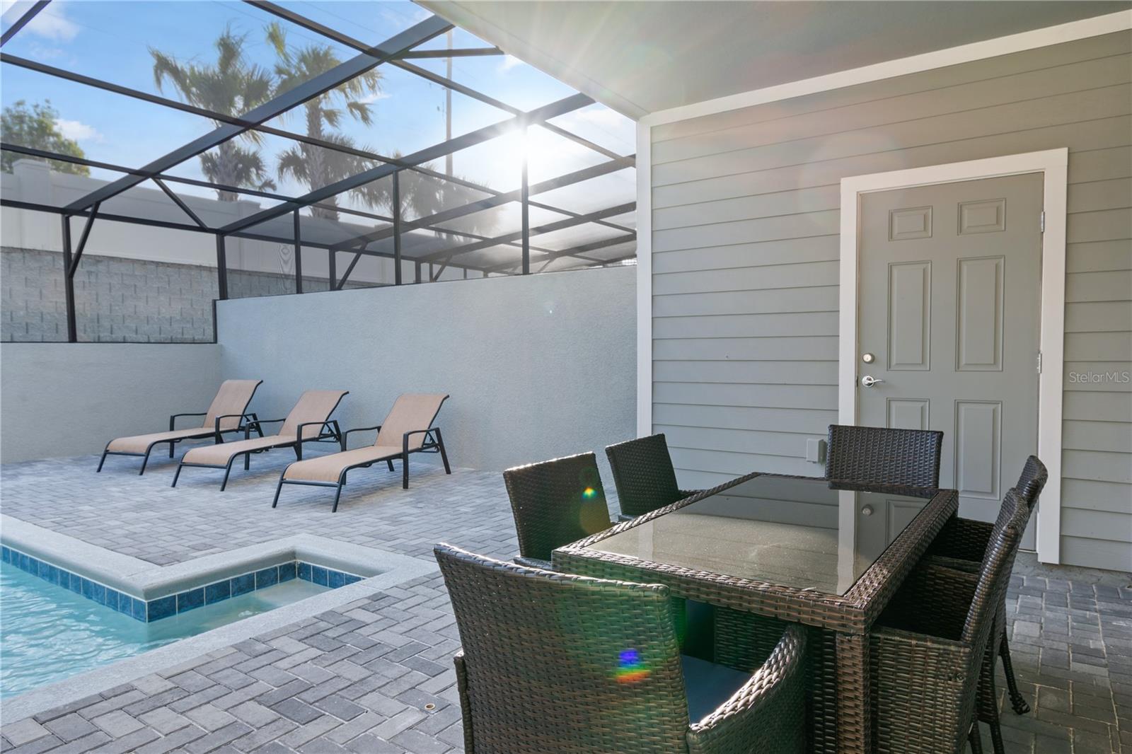 WINDSOR ISLAND RESIDENCE - Residential