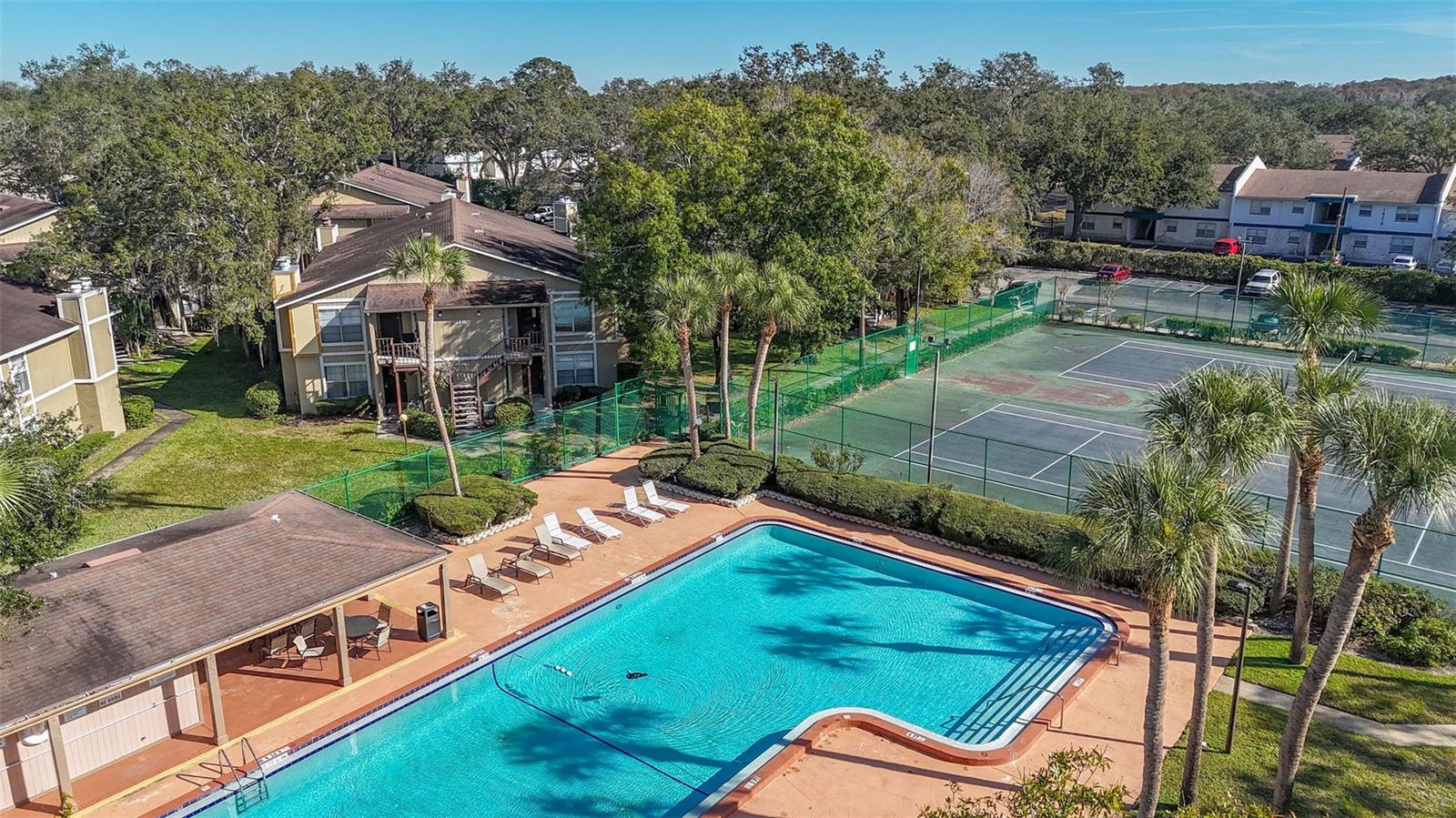 THE OAKS UNIT VII A CONDOMINIU - Residential Lease