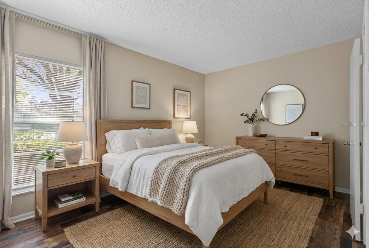 THE OAKS UNIT VII A CONDOMINIU - Residential Lease