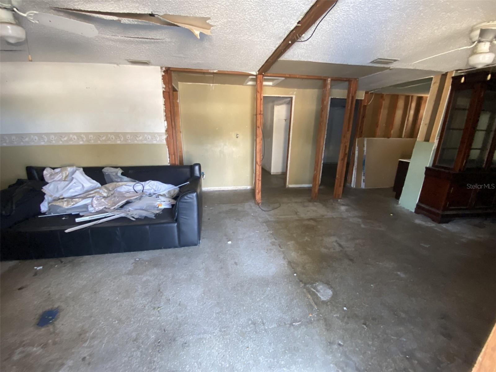 4605 JOHN BELL JR DRIVE