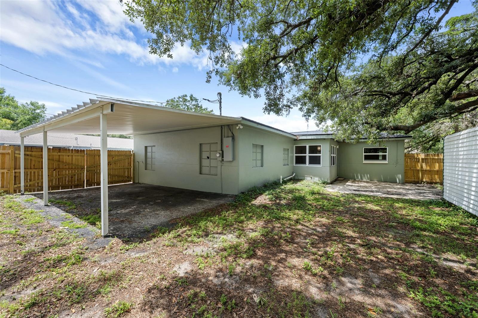 WINIFRED PARK - Residential