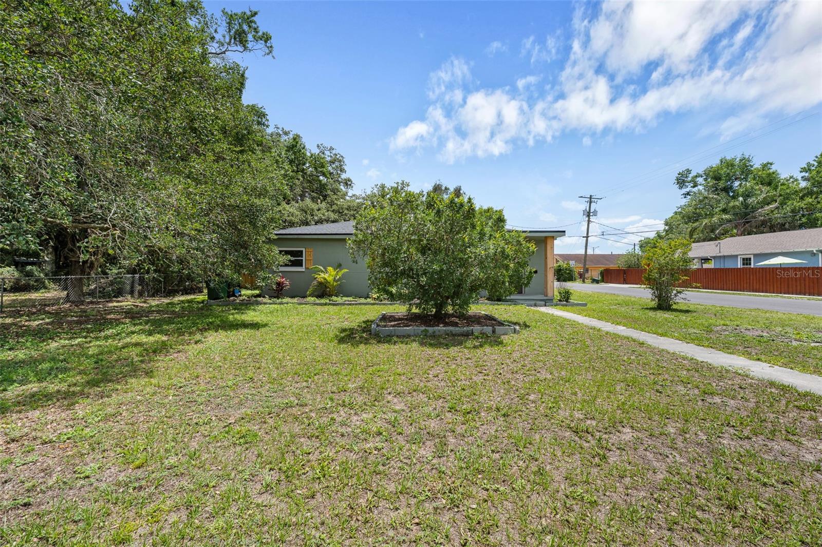 WINIFRED PARK - Residential