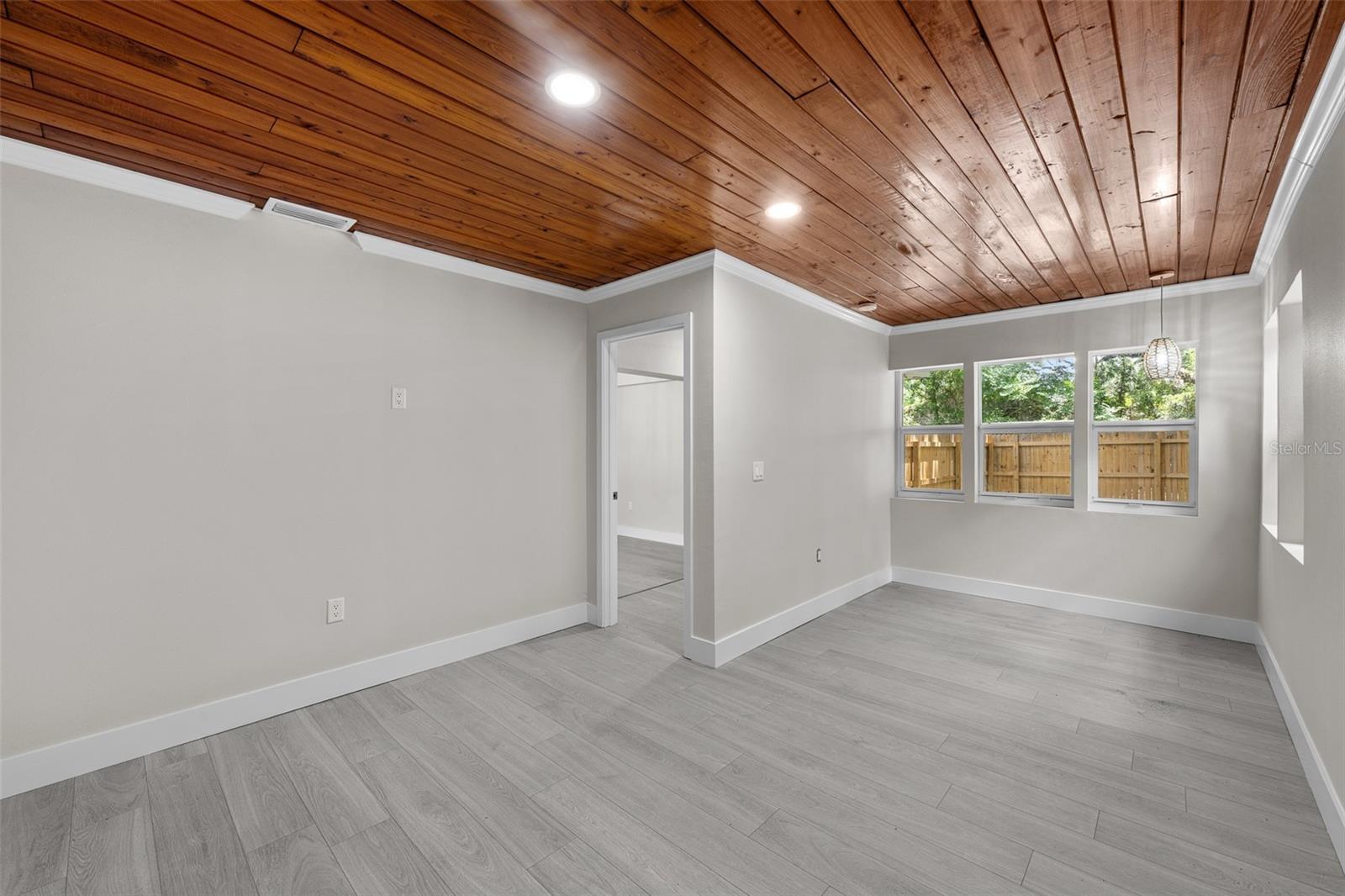 WINIFRED PARK - Residential