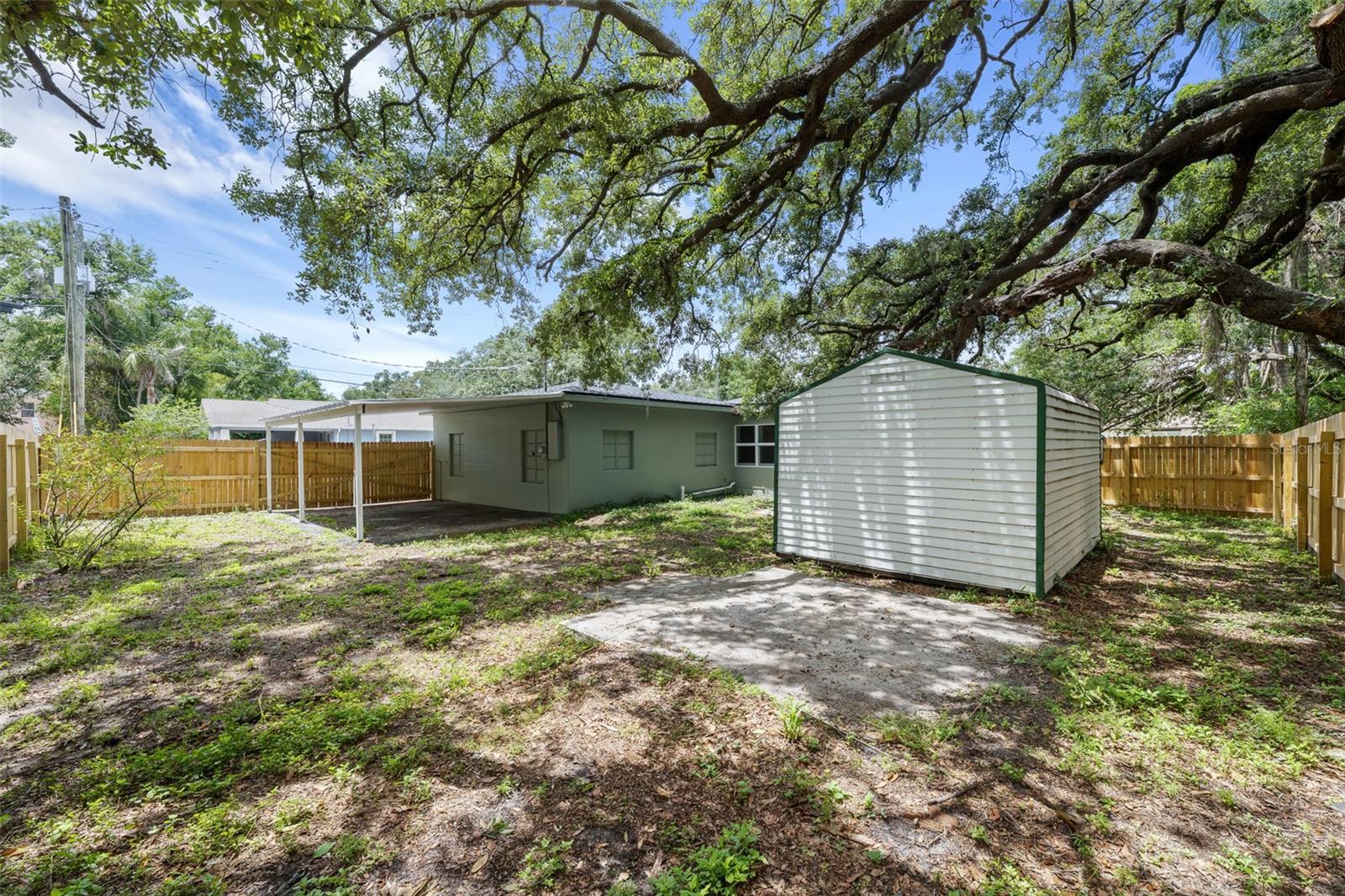 WINIFRED PARK - Residential