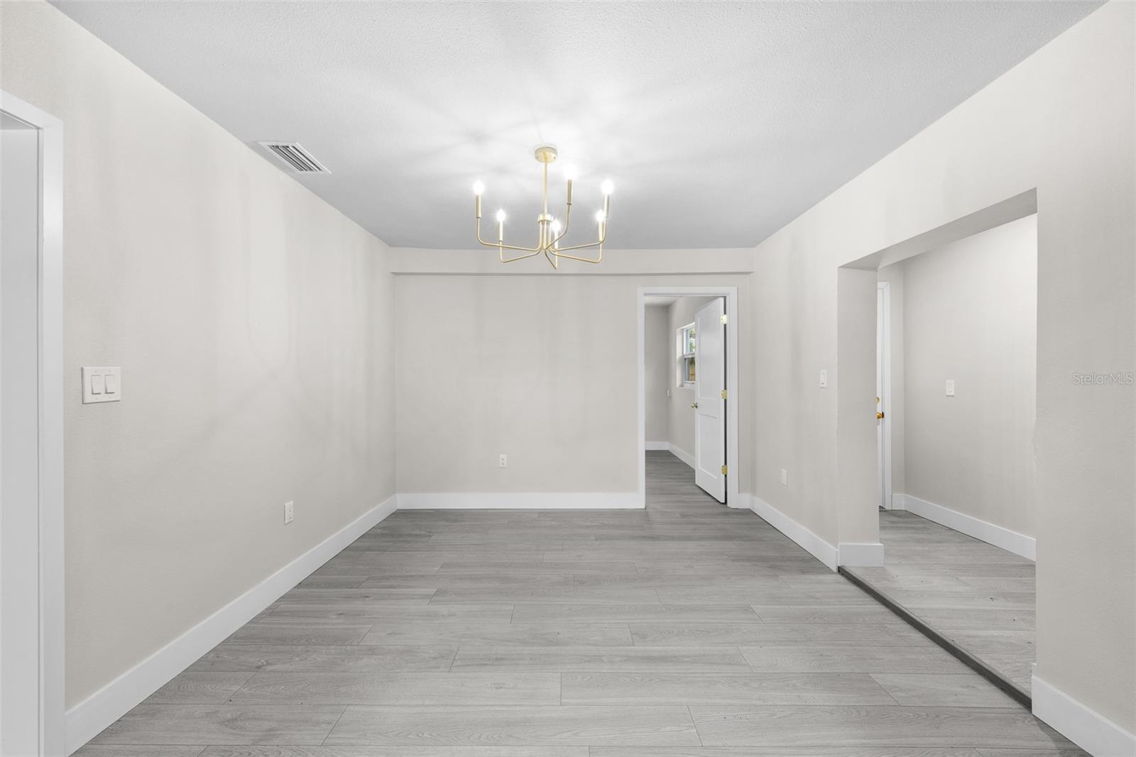 WINIFRED PARK - Residential