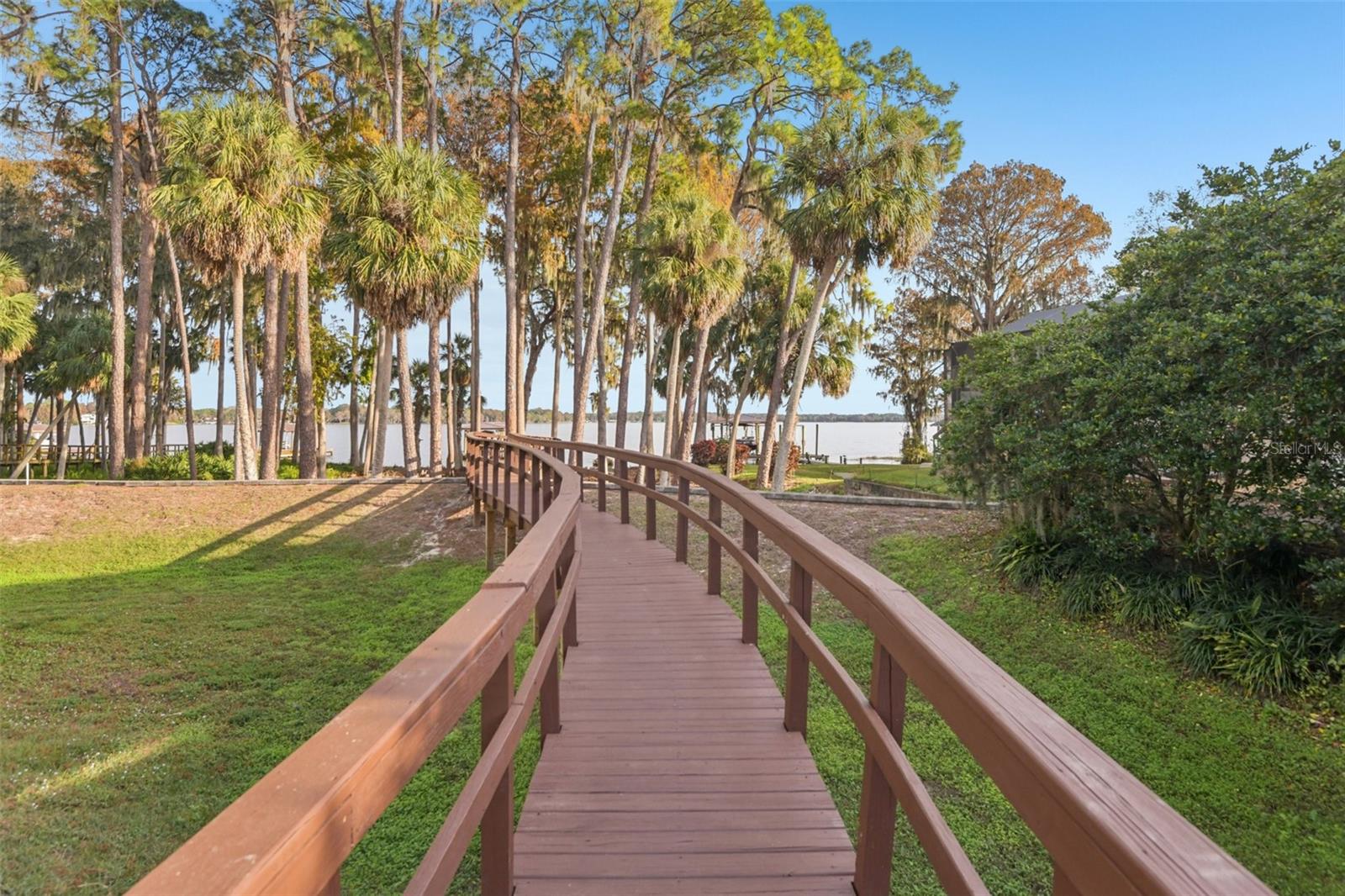 KEYSTONE RIDGE ESTATES - Residential