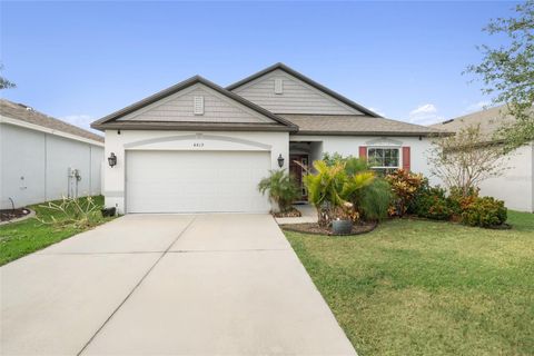 A home in PALMETTO