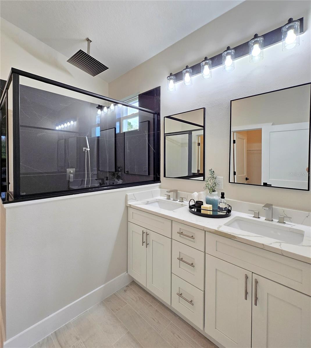 SPRING LAKE VILL 06 - Residential