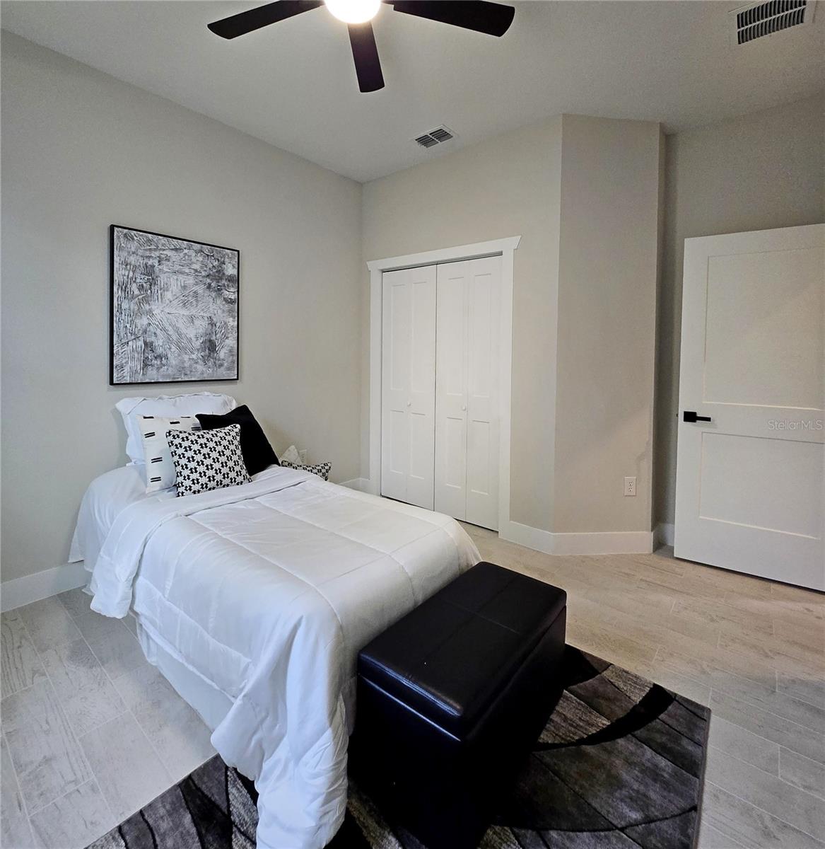 SPRING LAKE VILL 06 - Residential