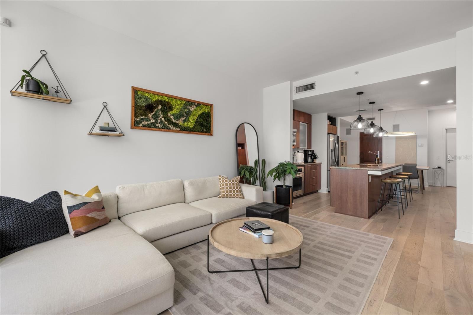 THE PLACE AT CHANNELSIDE A CON - Residential