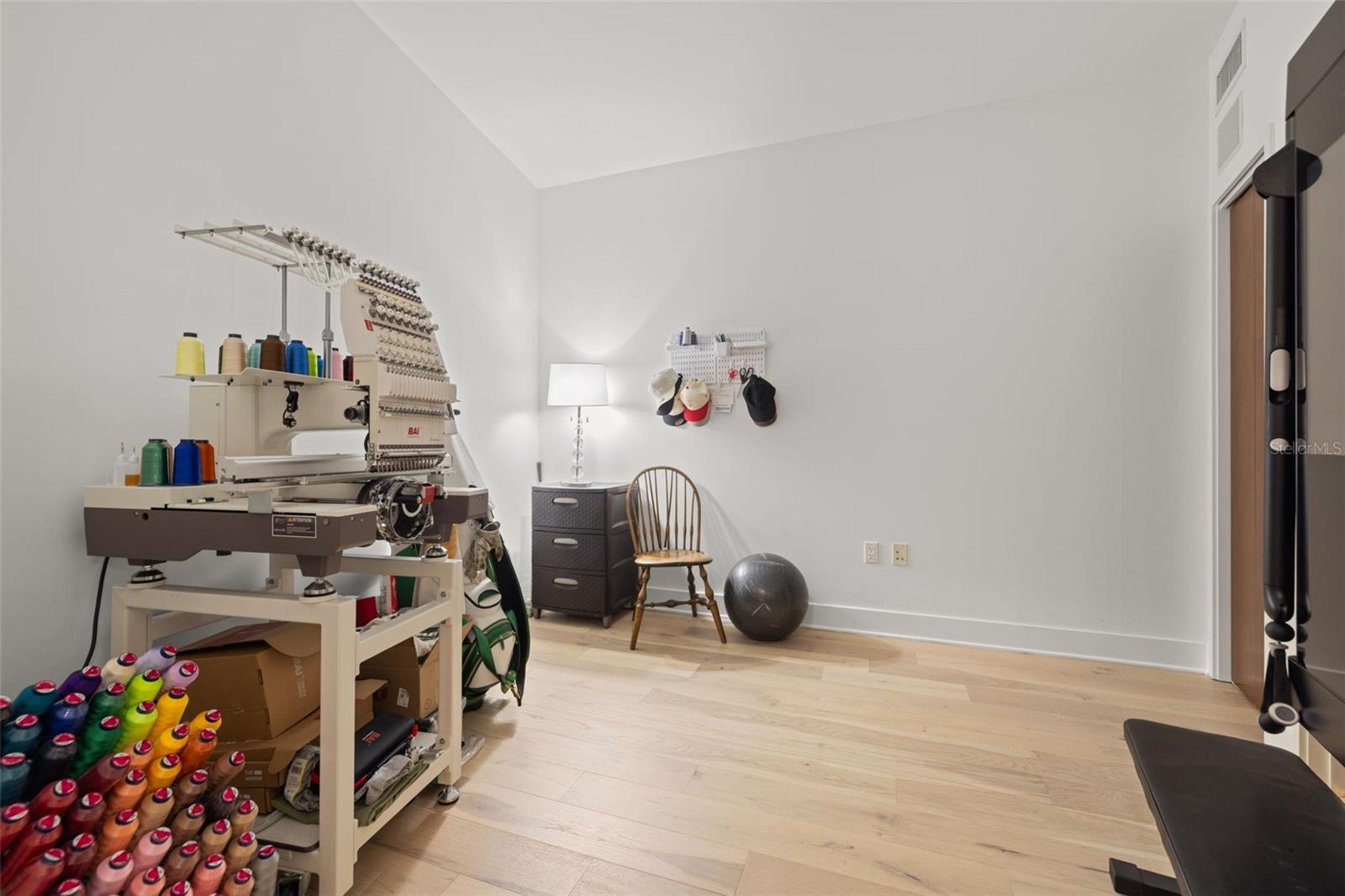 THE PLACE AT CHANNELSIDE A CON - Residential