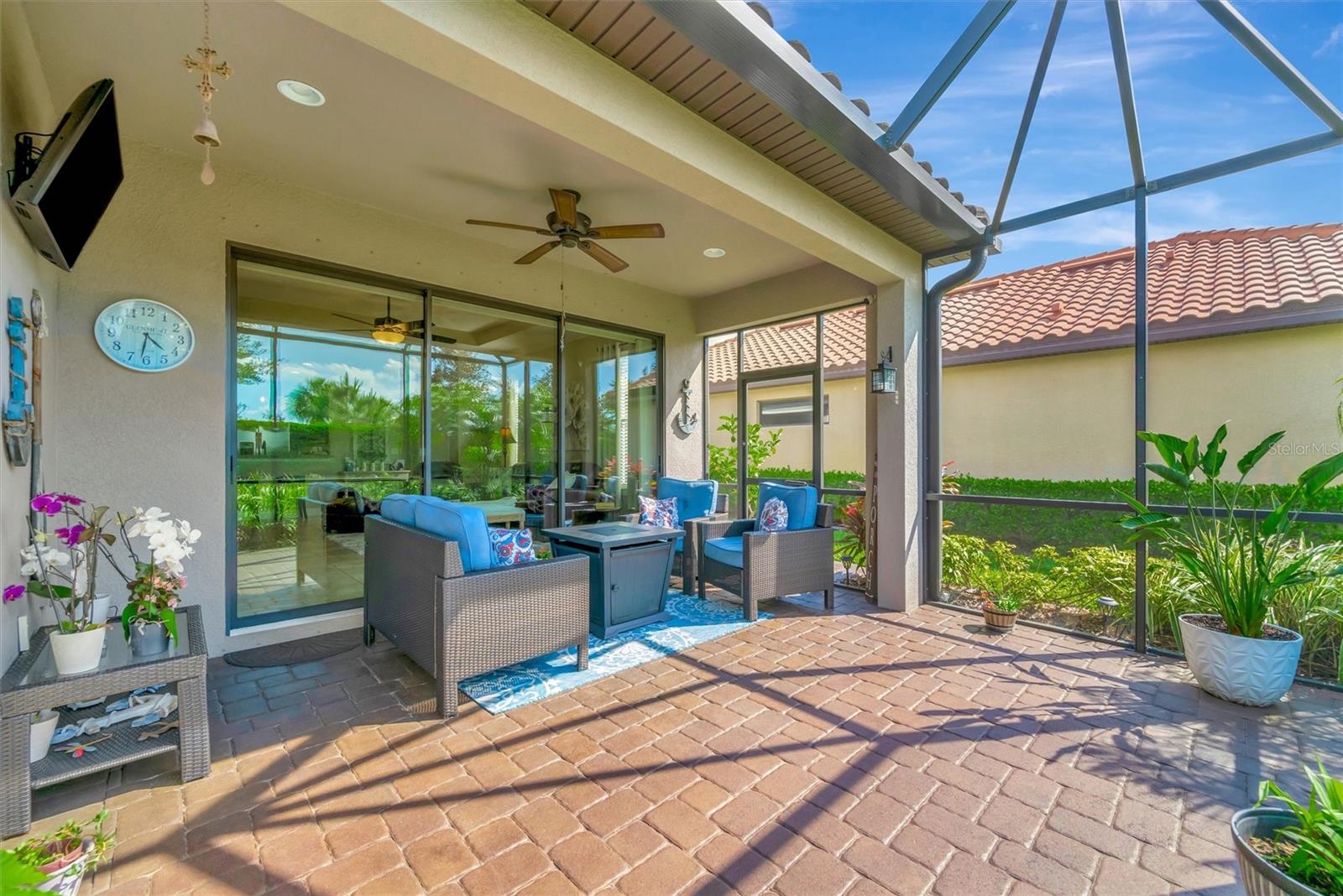 ARTISAN LAKES ESPLANADE PH II - Residential