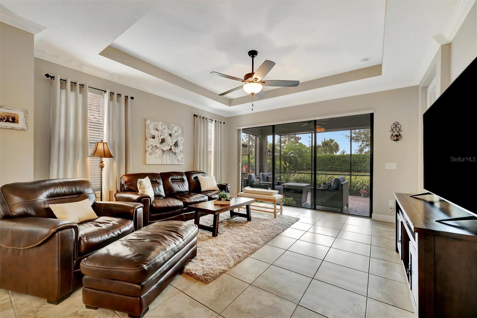 ARTISAN LAKES ESPLANADE PH II - Residential