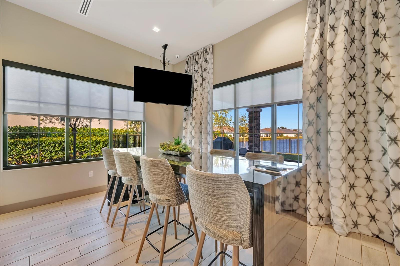 ARTISAN LAKES ESPLANADE PH II - Residential