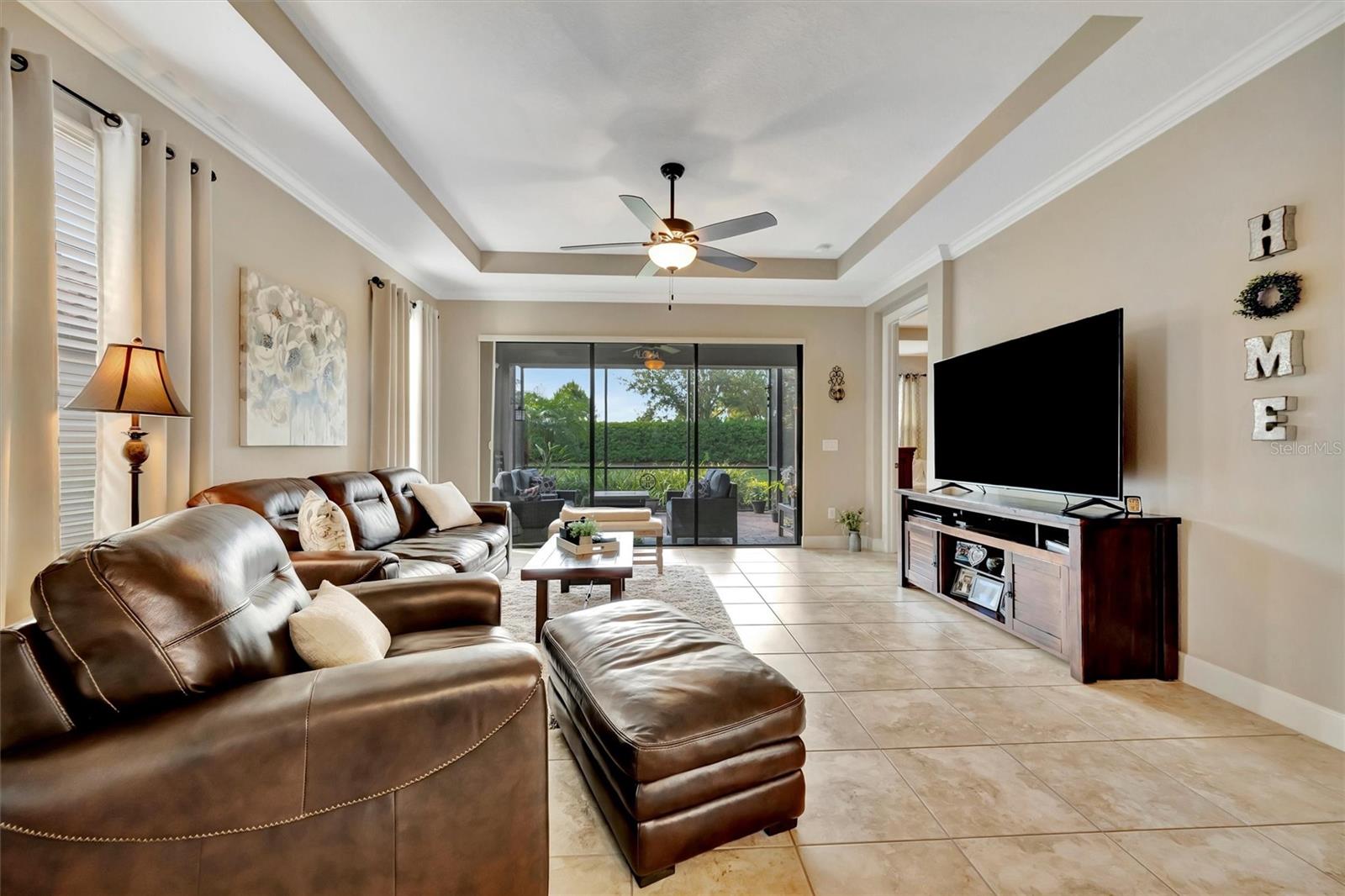 ARTISAN LAKES ESPLANADE PH II - Residential