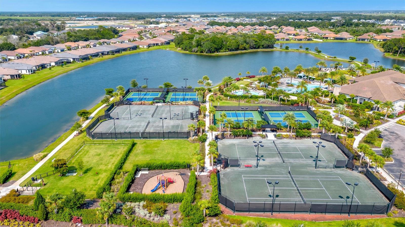 ARTISAN LAKES ESPLANADE PH II - Residential