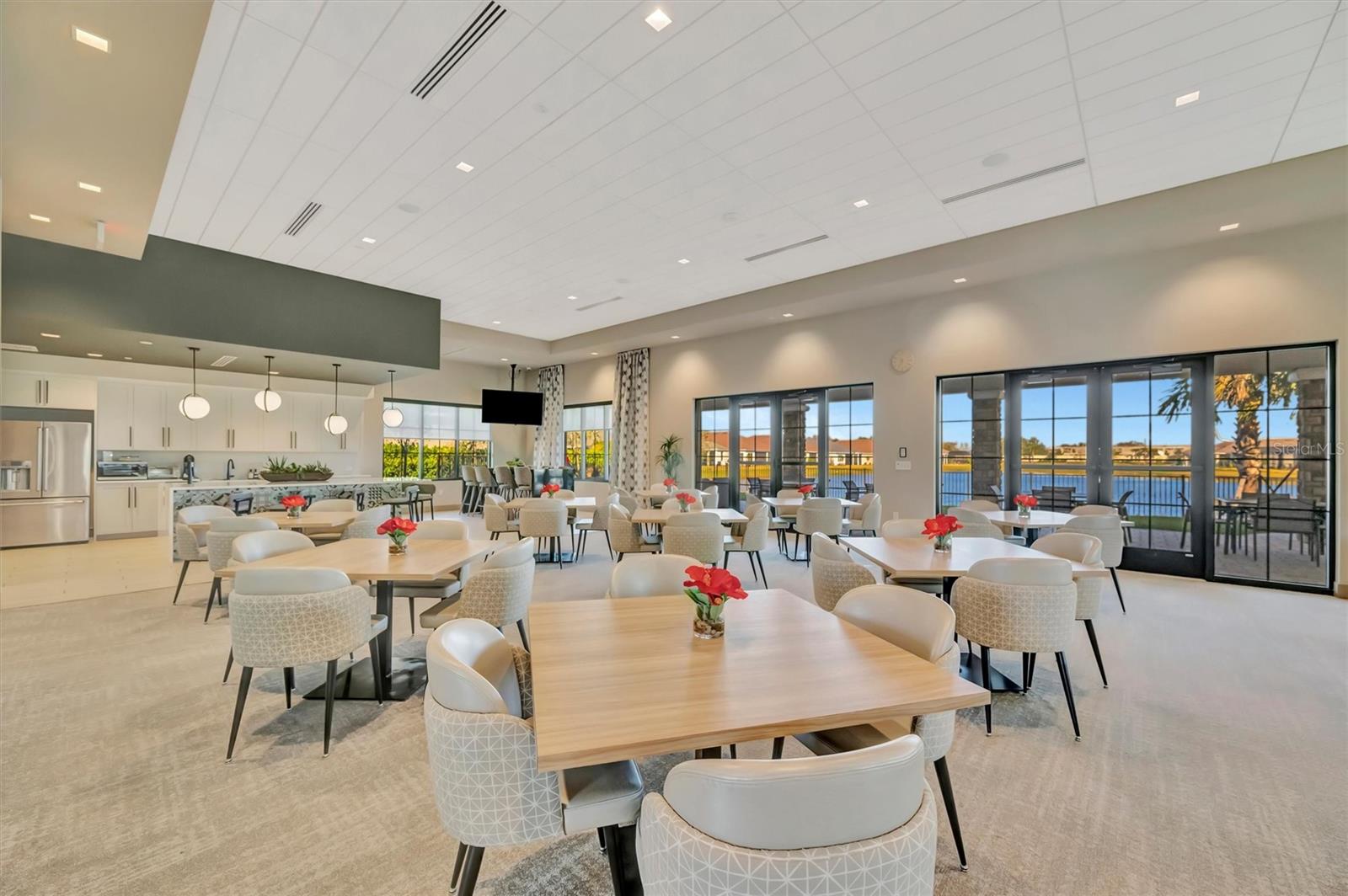 ARTISAN LAKES ESPLANADE PH II - Residential