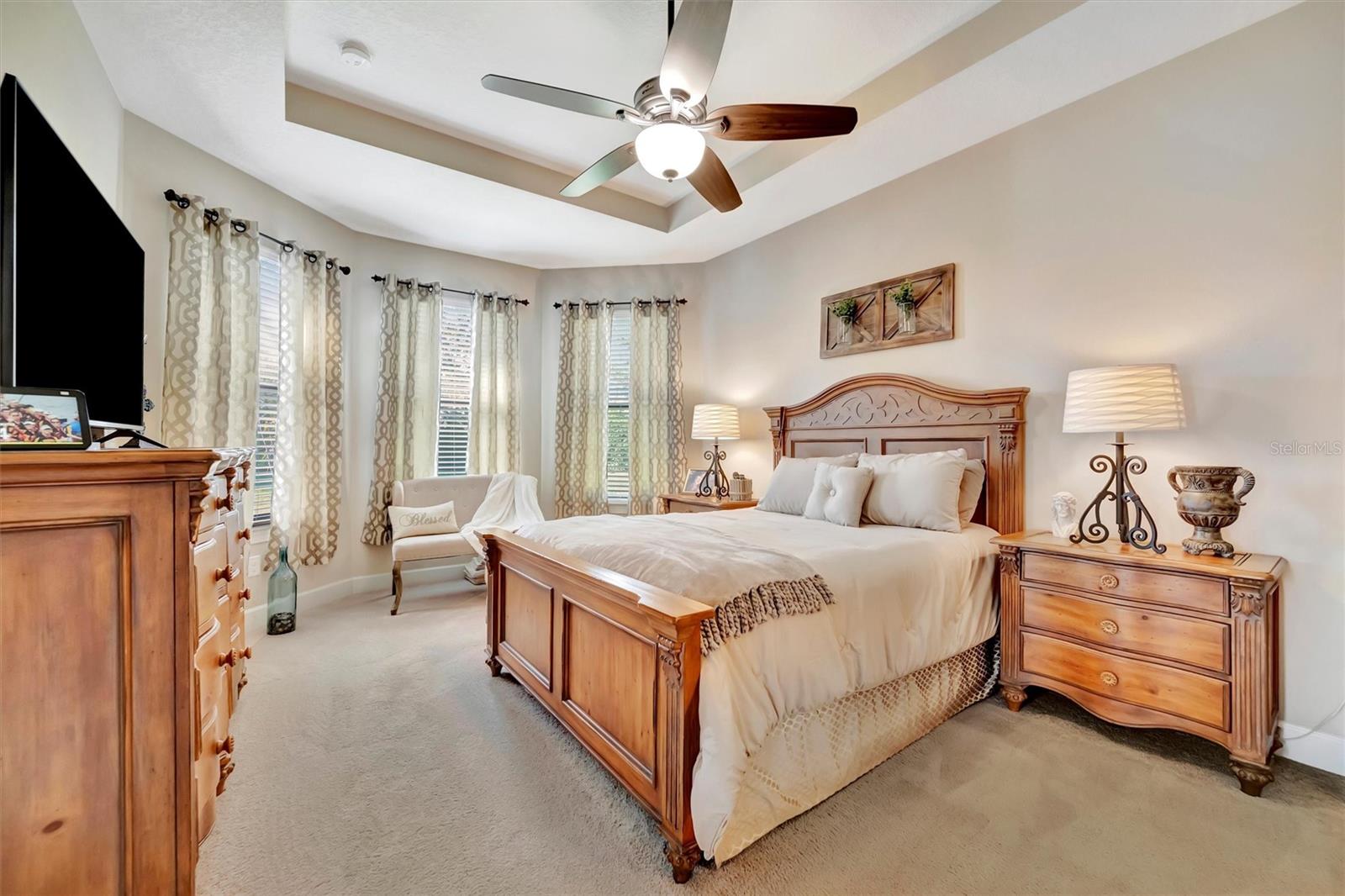 ARTISAN LAKES ESPLANADE PH II - Residential