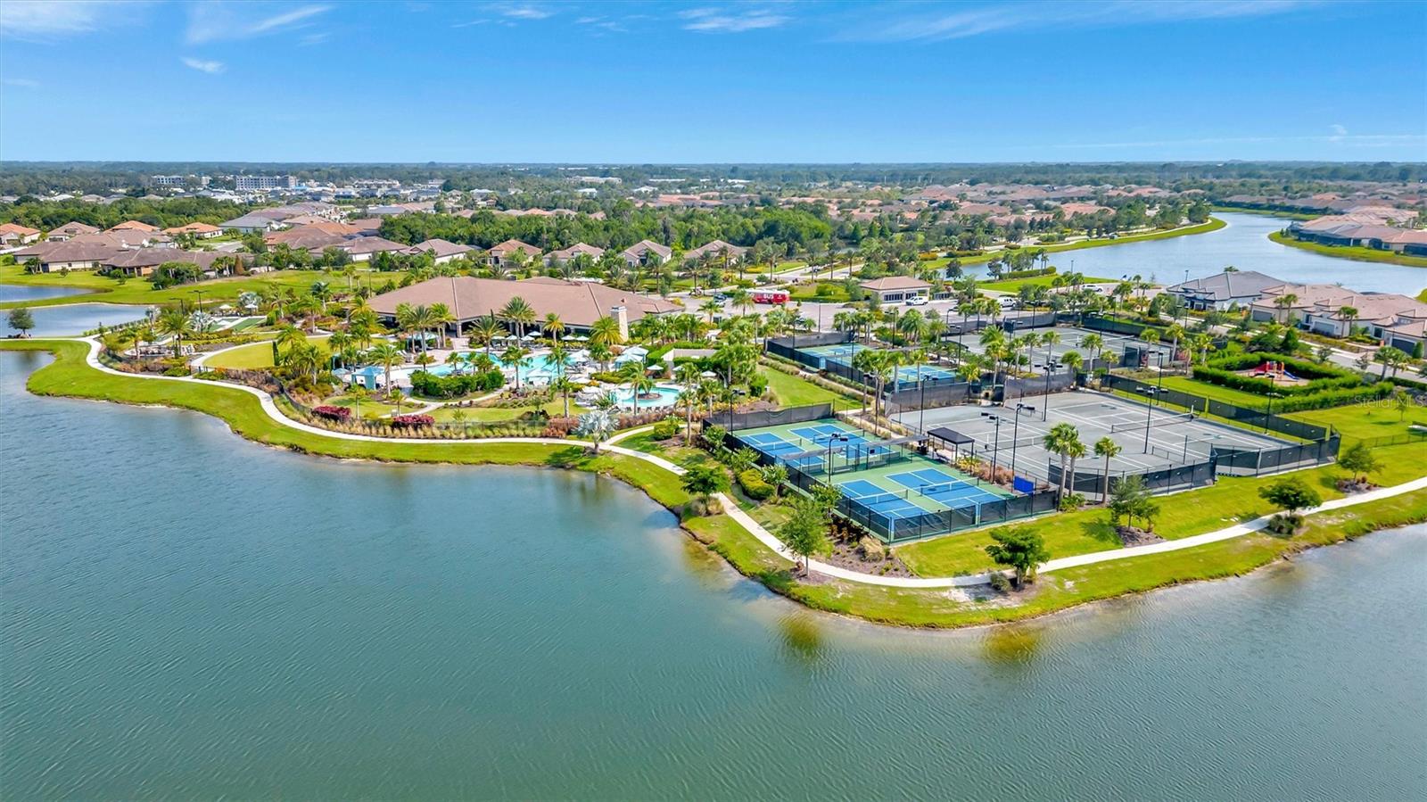 ARTISAN LAKES ESPLANADE PH II - Residential