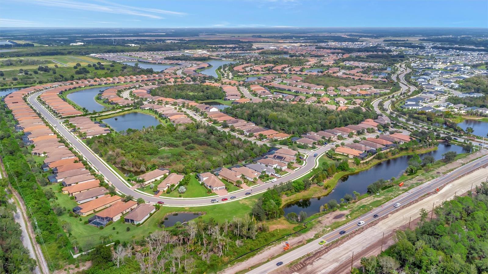 ARTISAN LAKES ESPLANADE PH II - Residential