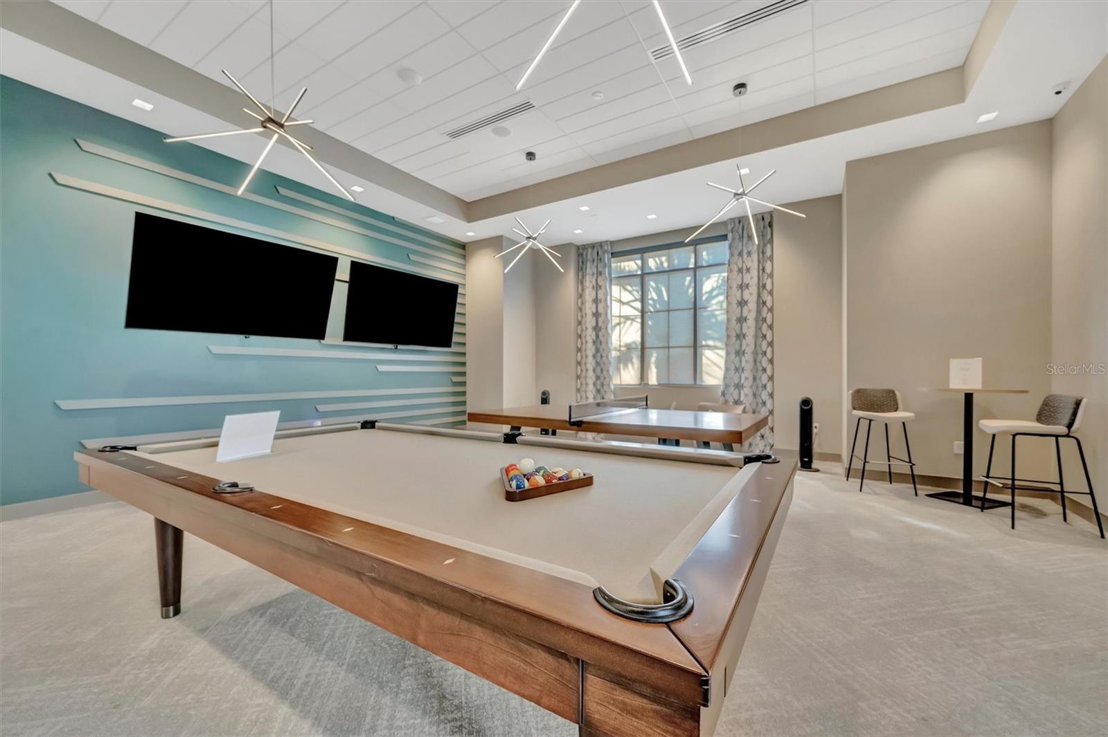 ARTISAN LAKES ESPLANADE PH II - Residential