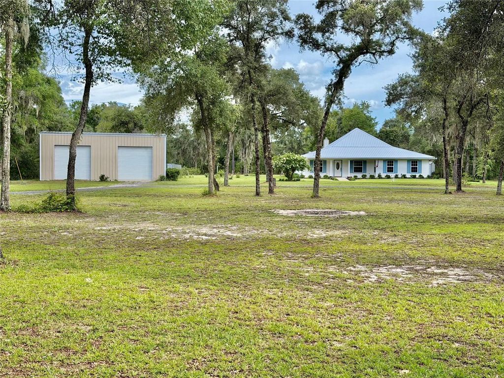 Photo of 14190 NE 75th Street, Bronson, FL 32621 (MLS # V4950060)