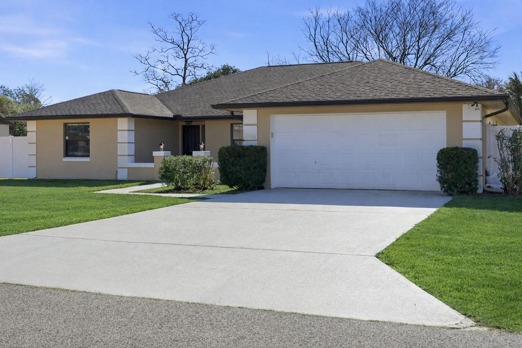 Photo of 34 Beth Lane, Palm Coast, FL 32137 (MLS # FC316176)