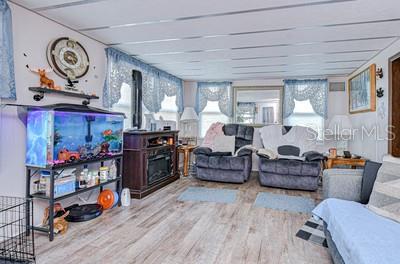 ZEPHYR SHORES - Residential