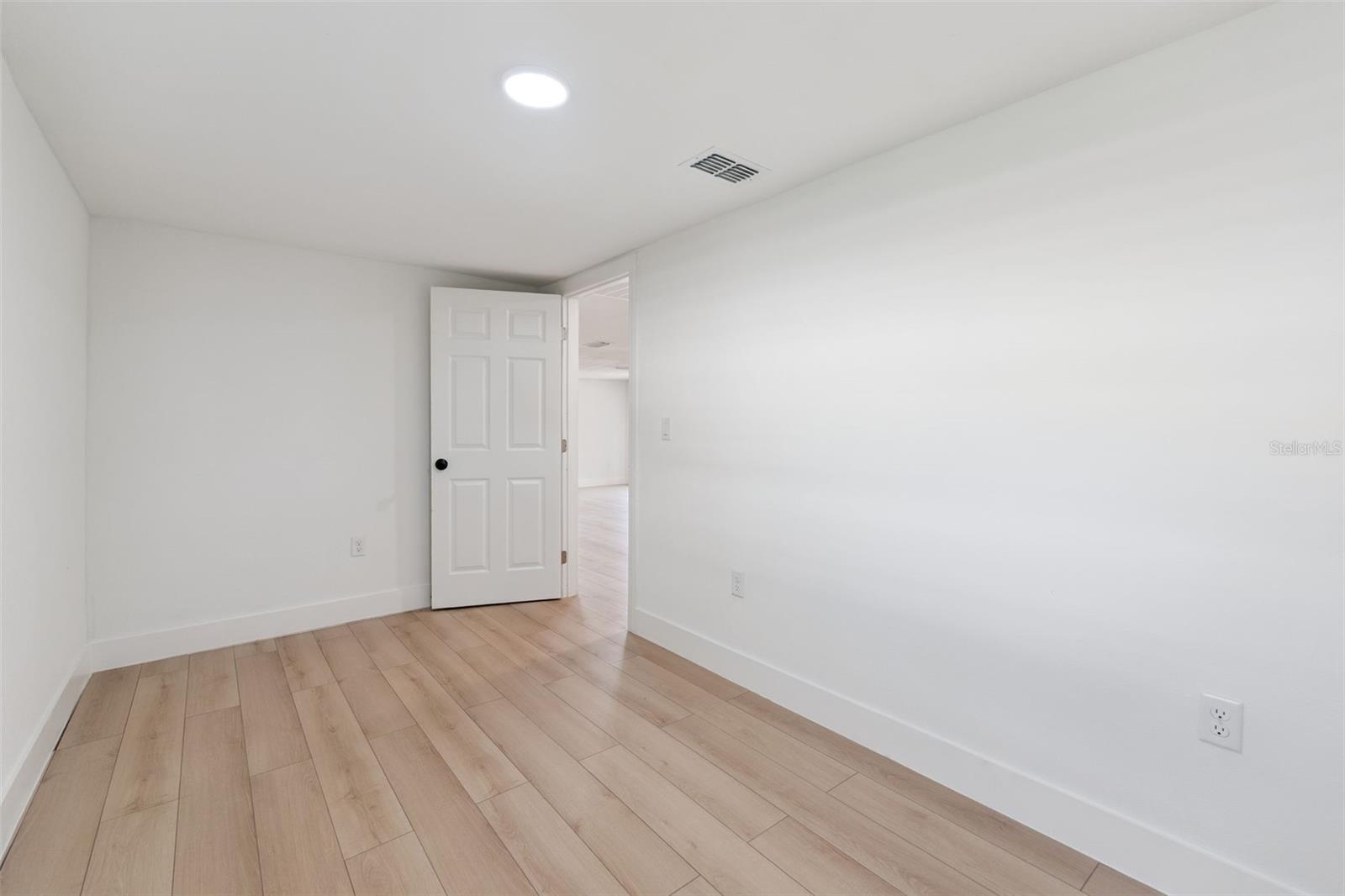 HAZEL CREST - Residential