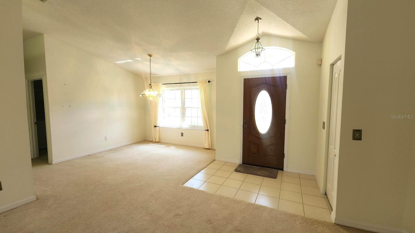 PALM COAST/EASTHAMPTON SEC 34 - Residential Lease