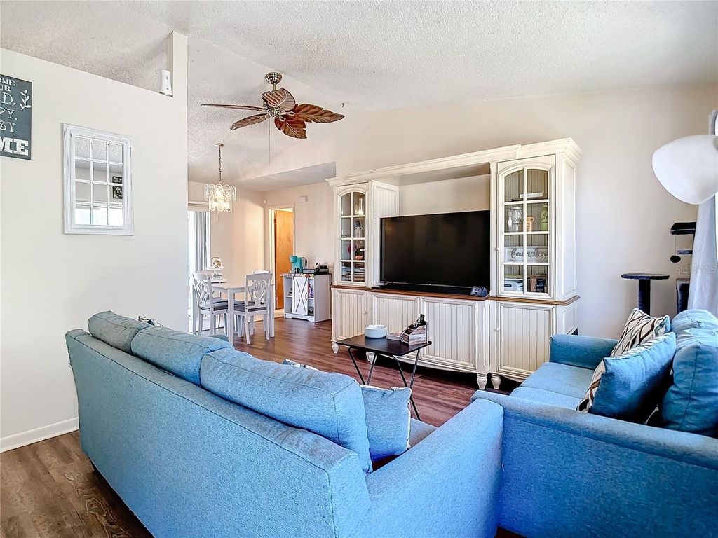 Photo of 33243 Pennsylvania Avenue, Dade City, FL 33523 (MLS # T3531102)