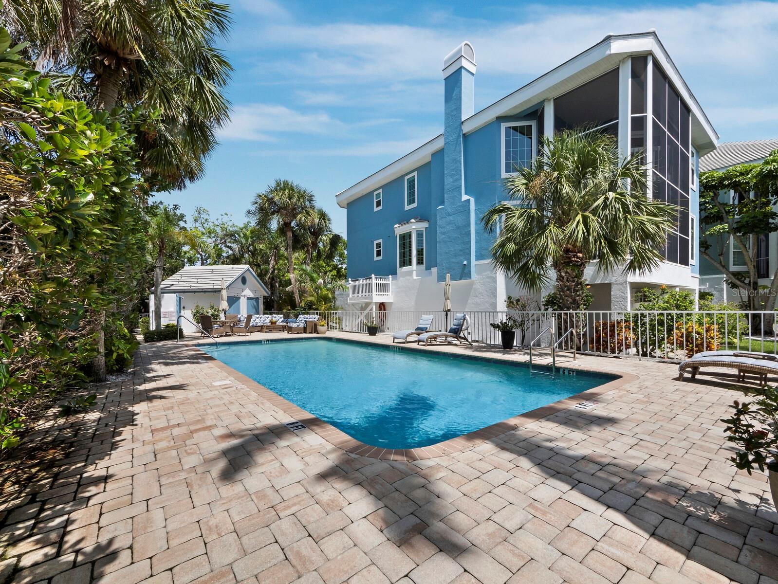 SOMERSET COVE - Residential