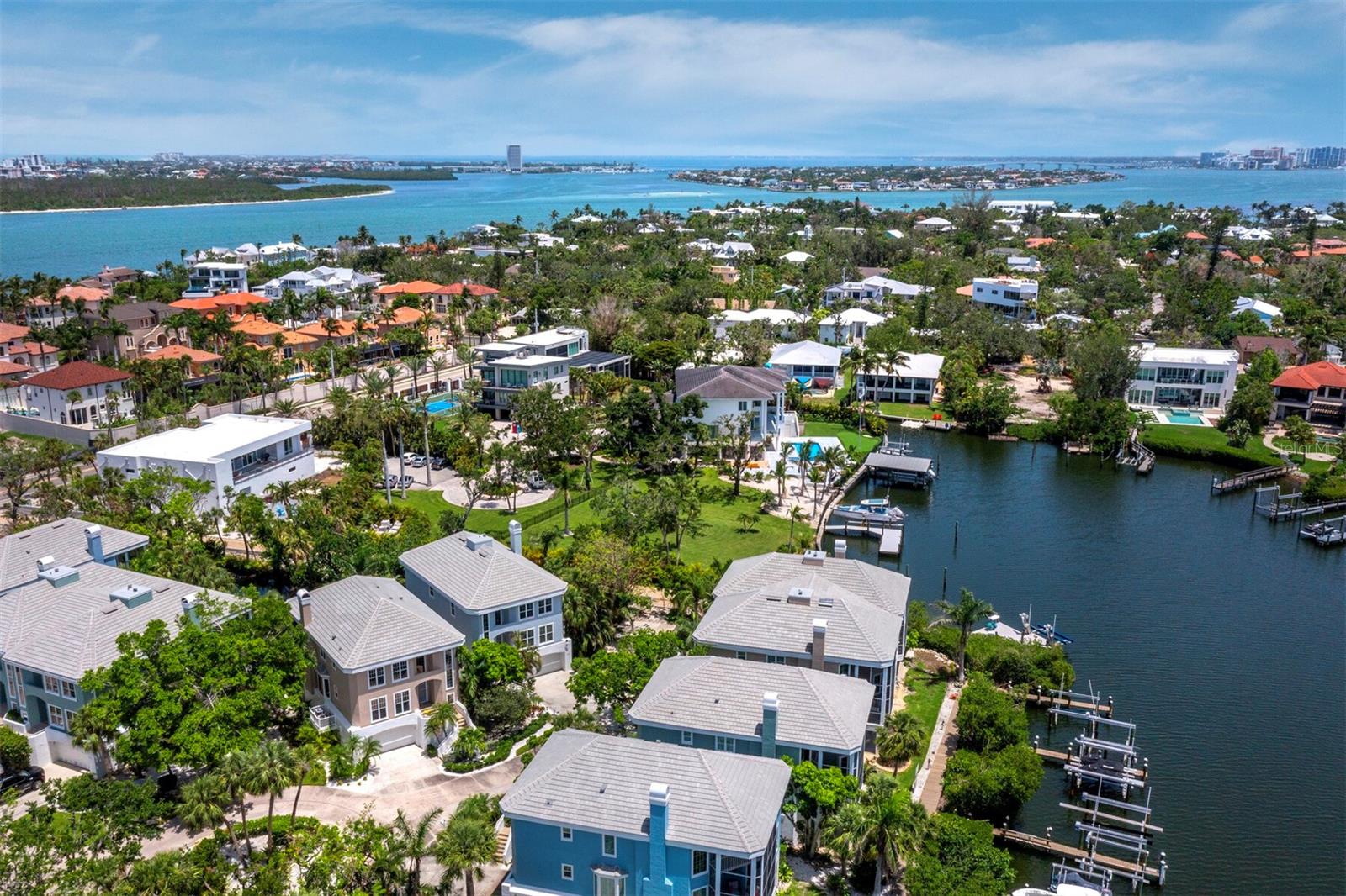 SOMERSET COVE - Residential