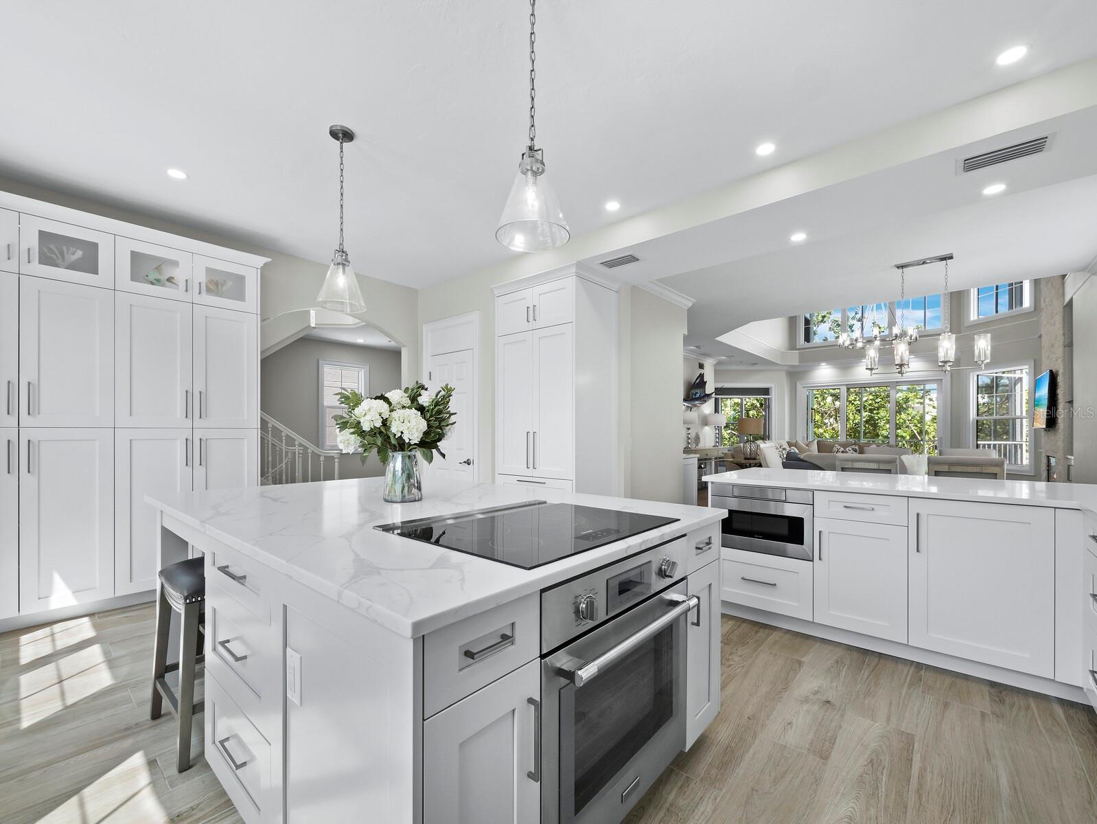 SOMERSET COVE - Residential