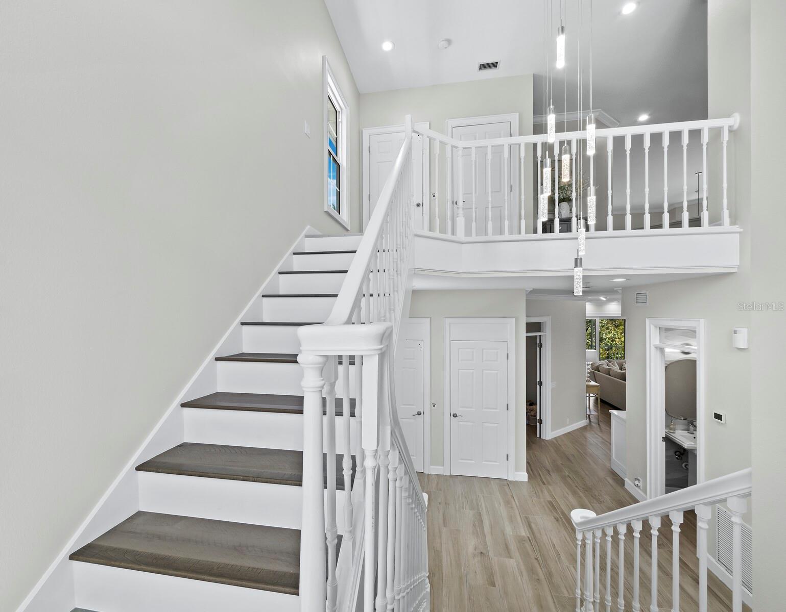SOMERSET COVE - Residential
