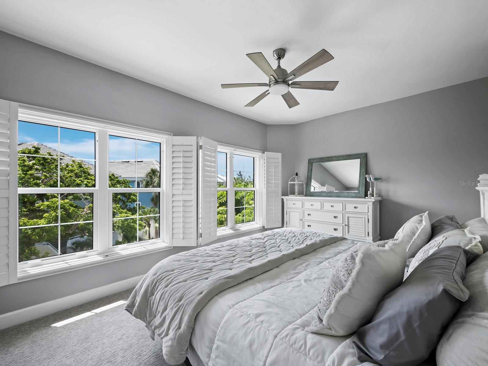 SOMERSET COVE - Residential
