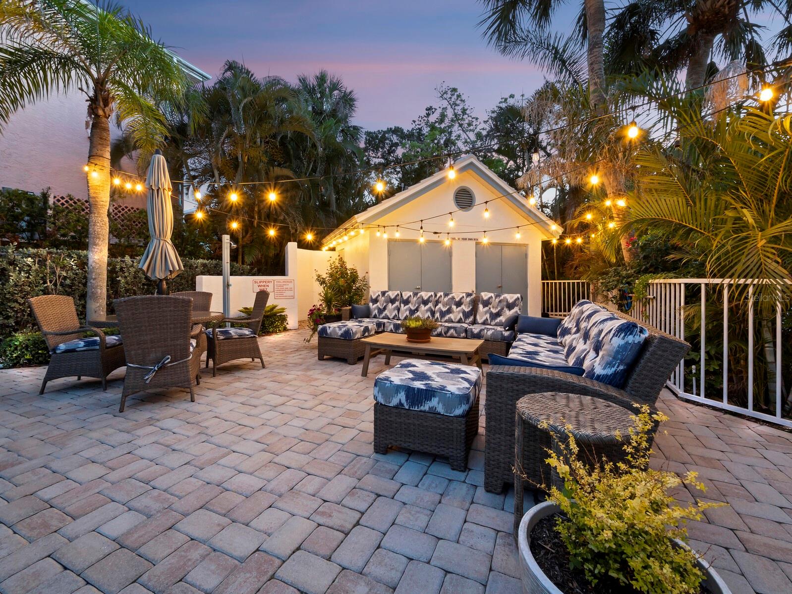 SOMERSET COVE - Residential