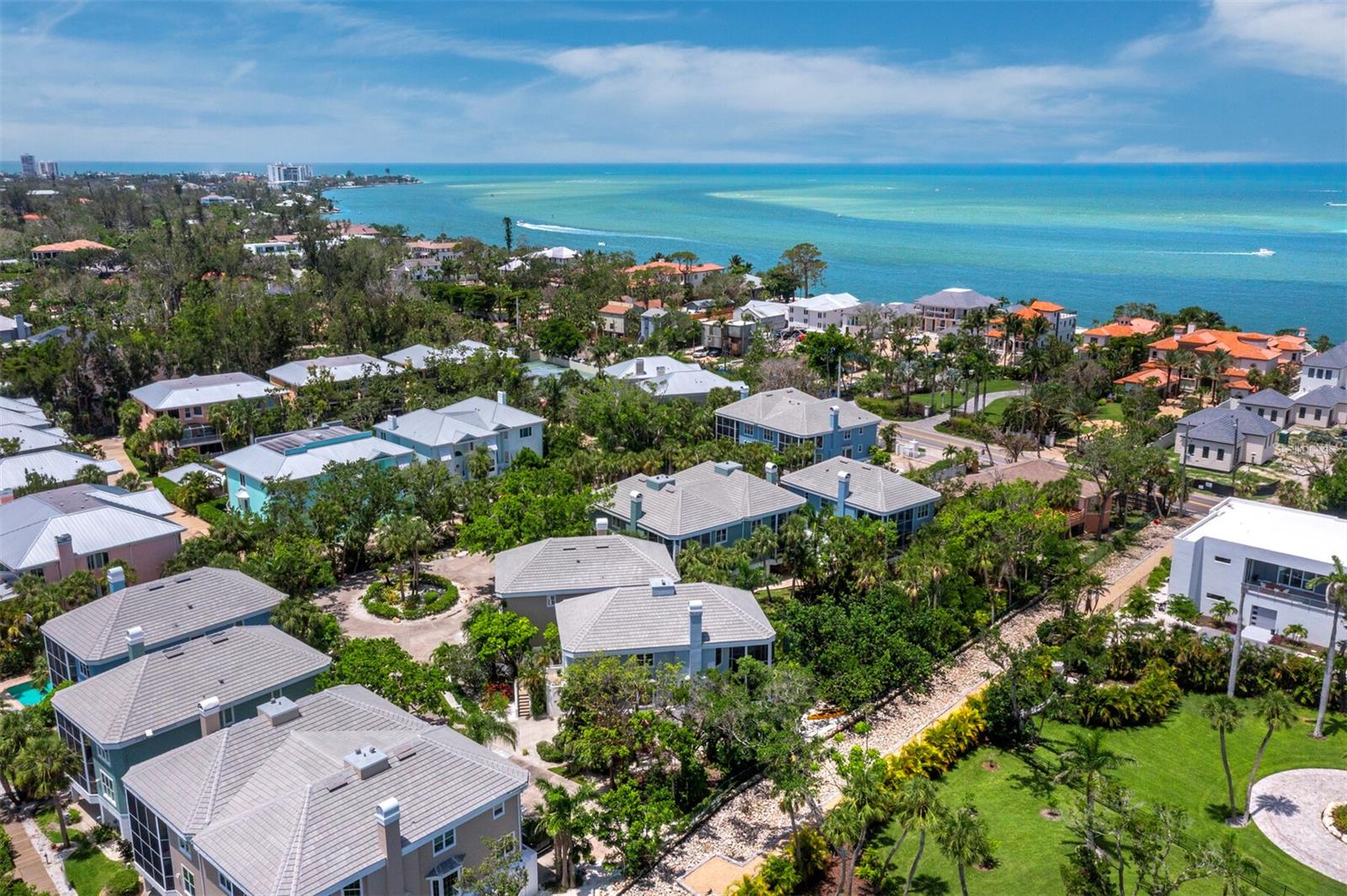 SOMERSET COVE - Residential