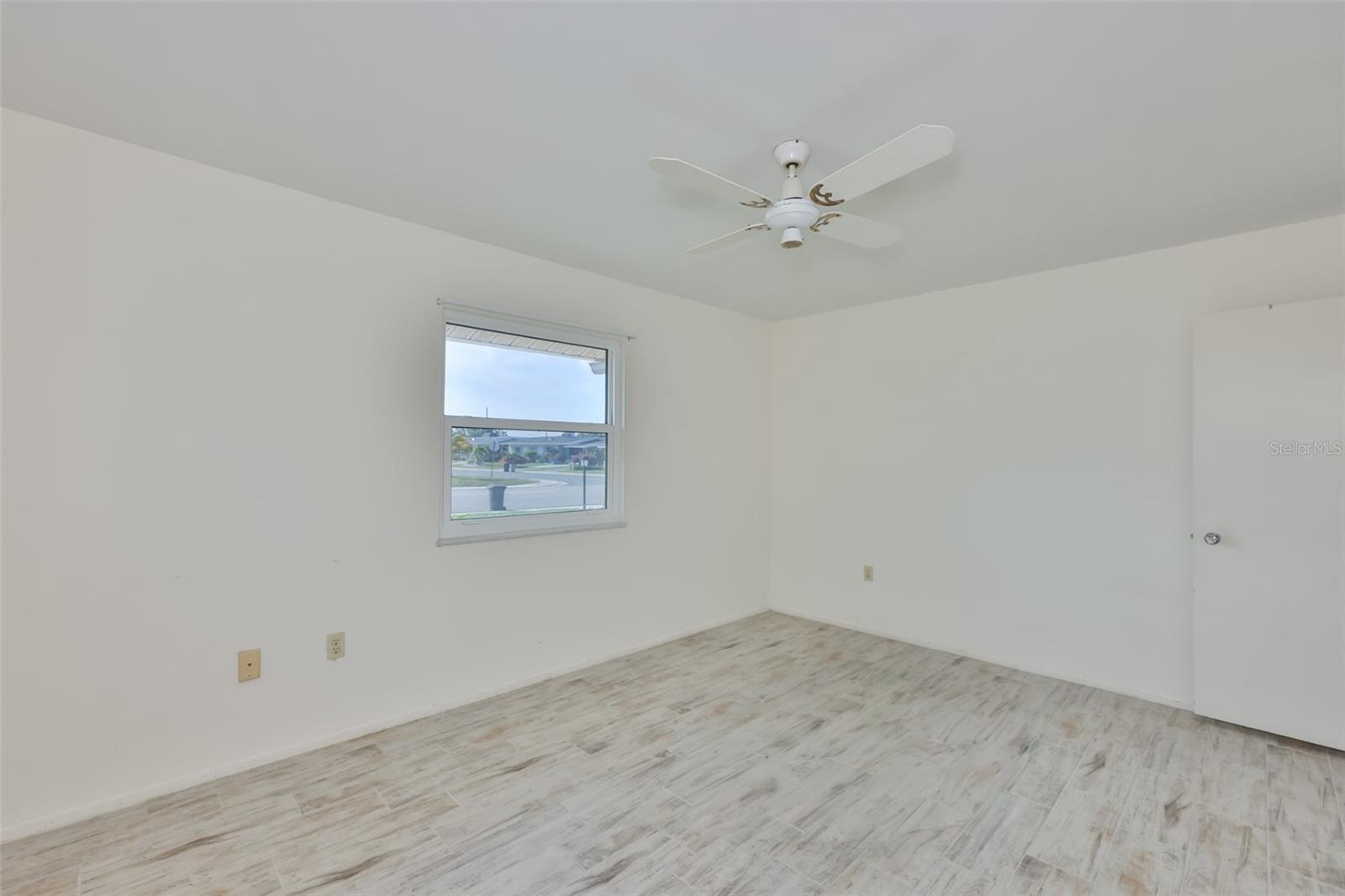 DEL WEBBS SUN CITY FLORIDA UN - Residential