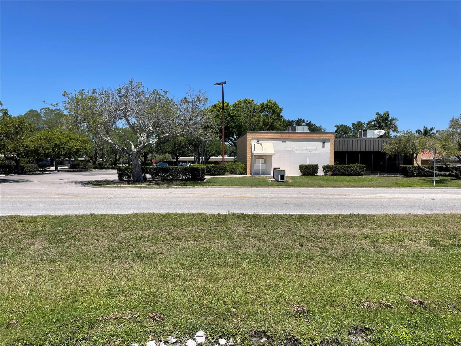 SUNSET ACRES - Commercial Sale