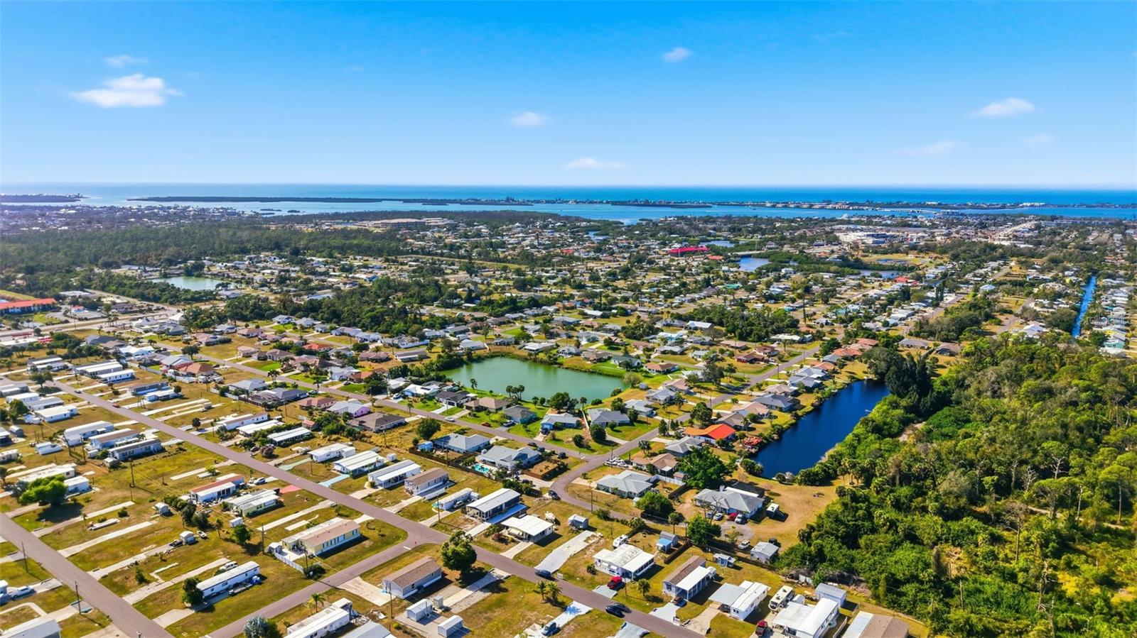 HOLIDAY MOB ESTATES - Land