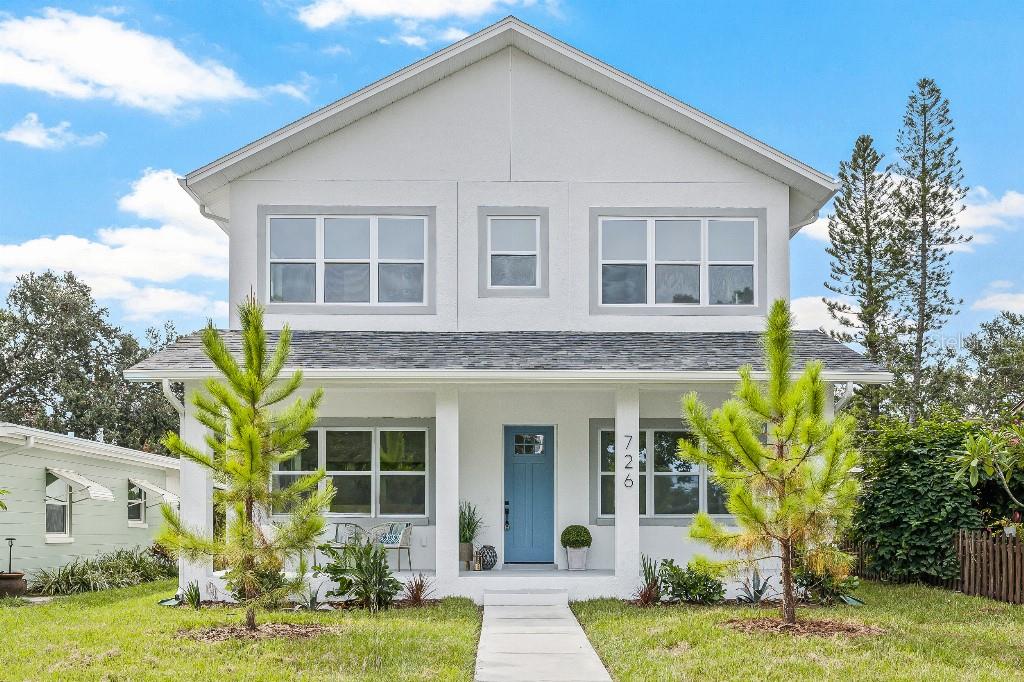 NEW CONSTRUCTION!! Welcome to this 2-story 5-bedroom home with 4 full bathrooms situated on a 45'x110' lot. Once inside, you are greeted by 10-foot ceilings throughout and the feeling of openness. The kitchen has an oversized island with beautiful quartz countertops featuring a modern farm style sink and stainless steel appliances. Off the kitchen is a bar area with wine fridge and ice maker along with a dedicated dining room. The master suite has a huge custom shower with a freestanding tub along with dual sinks. Second bedroom includes an on suite bathroom perfect for guests! Laundry located on the second floor adjacent to the second floor lounge area.
No flood zone and 2-10 warranty offered. Come take a look at this beautiful brand-new build by Coastline Homes!