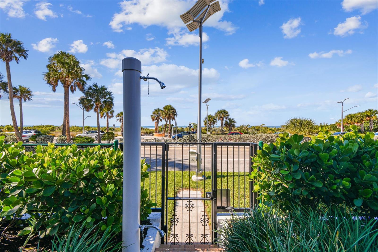 ST ARMAND TOWERS - Residential Lease