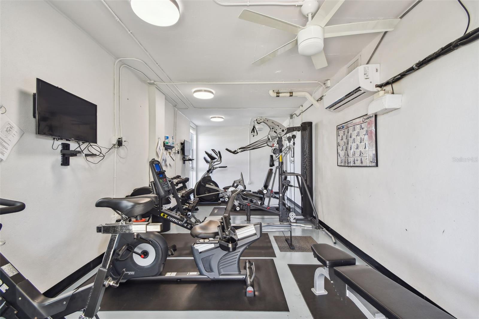 ST ARMAND TOWERS - Residential Lease